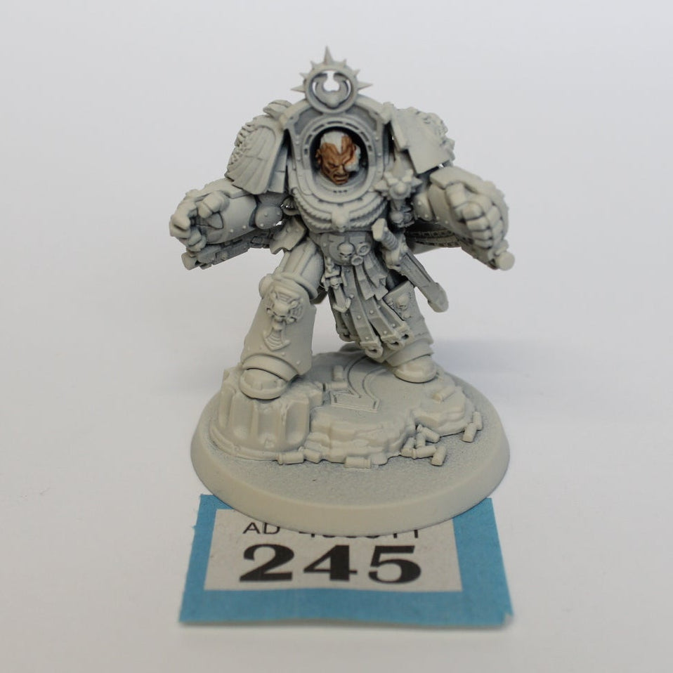 Marneus Calgar in Armour of Antilochus -Space Marines - #B245