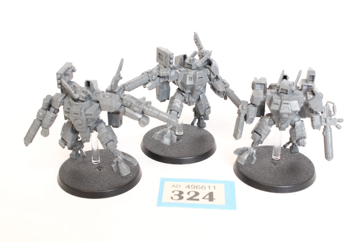 XV8 Crisis Battlesuit Team, T'au Empire, pre-owned, built